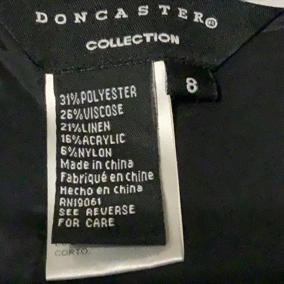 Doncaster Collection 2 Piece Skirt and Jacket Suit Set (Both Size 8) - Picture 14 of 15